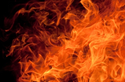 Nextel氧化铝陶瓷纤维在高温火焰中的应用
