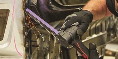 cubitron ii belt sander grinding a spot weld
