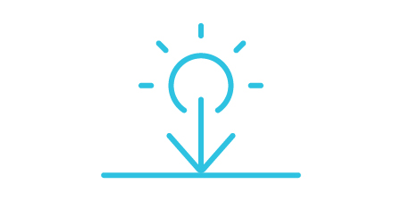 减少中心太阳辐射的图标，带有向下的箭头。
