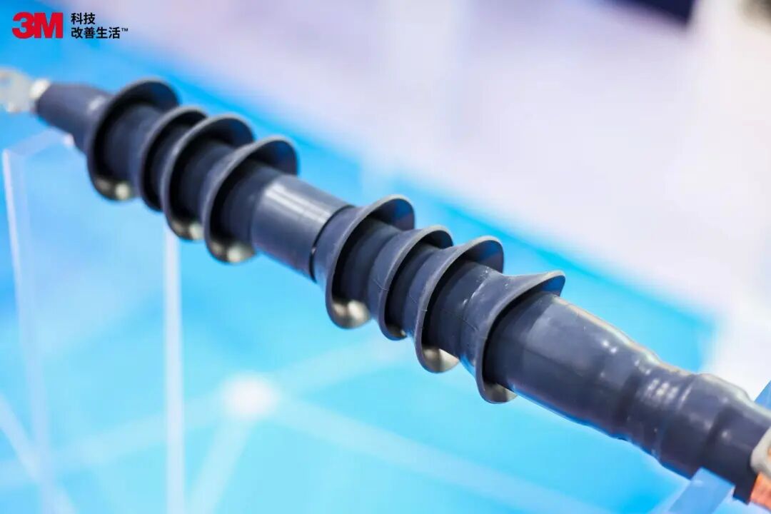 电缆与设备连接