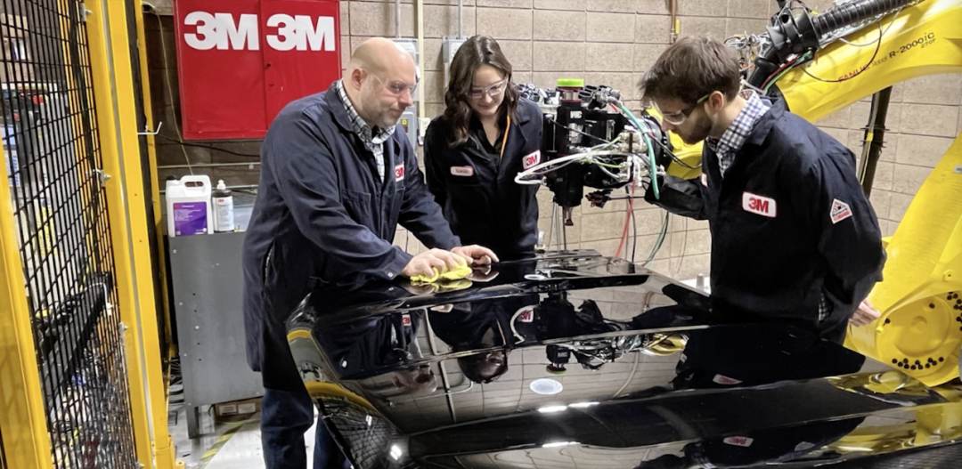 3M专门针对研磨产品的机器人实验室