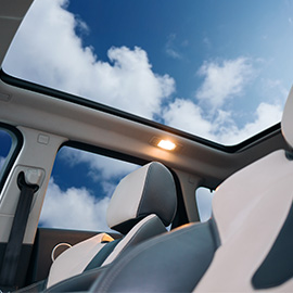 汽车内部展示：3M汽车玻璃膜的使用场景