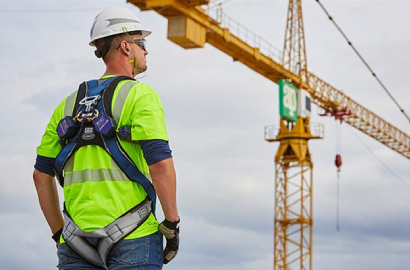 3M坠落防护装备，高效保护高空作业人员安全