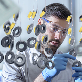 航天喷涂遮蔽应用