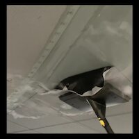 ﻿3M机腹保护胶带移除视频图像。