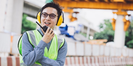 专家团队支持与交流
